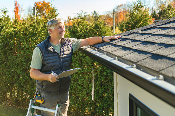 Professional Roof Replacement technician working in Alcoa, TN